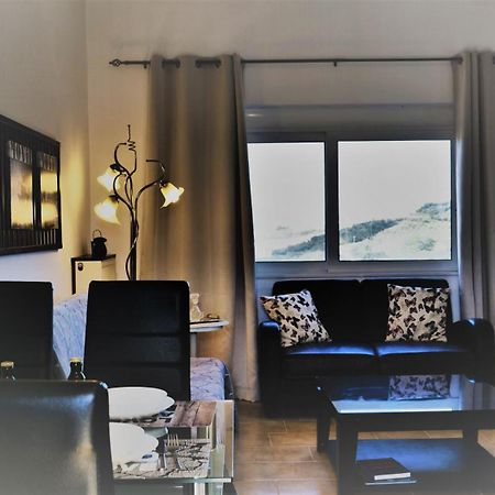 Thea Apartment Agia Marina  Ngoại thất bức ảnh