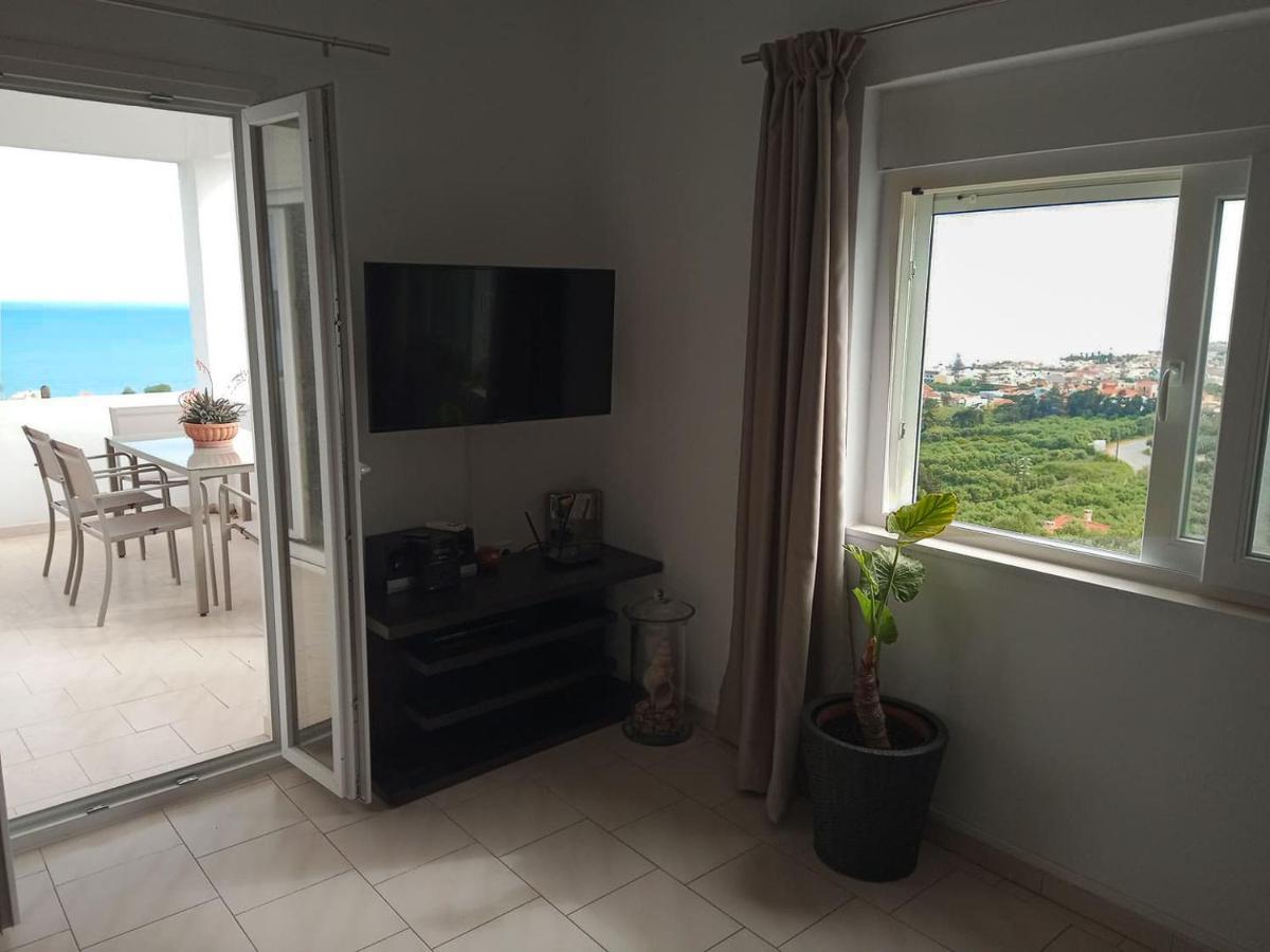 Thea Apartment Agia Marina  Ngoại thất bức ảnh