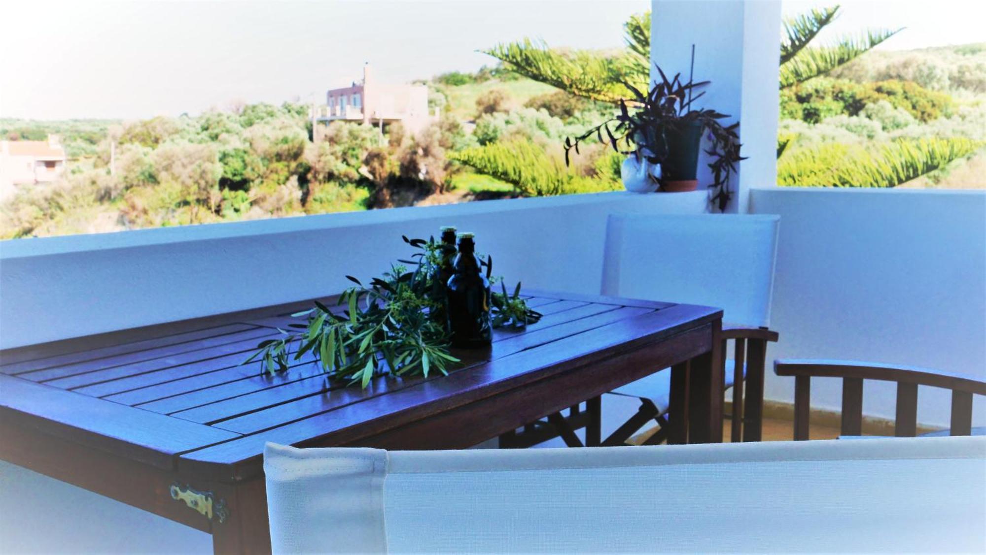 Thea Apartment Agia Marina  Ngoại thất bức ảnh
