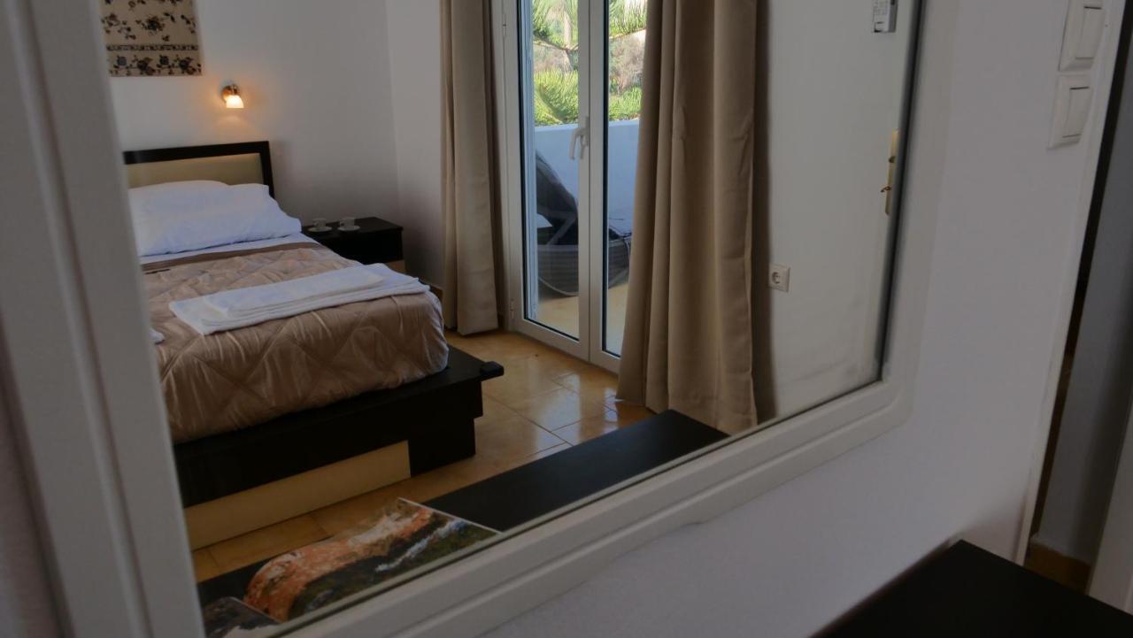 Thea Apartment Agia Marina  Ngoại thất bức ảnh